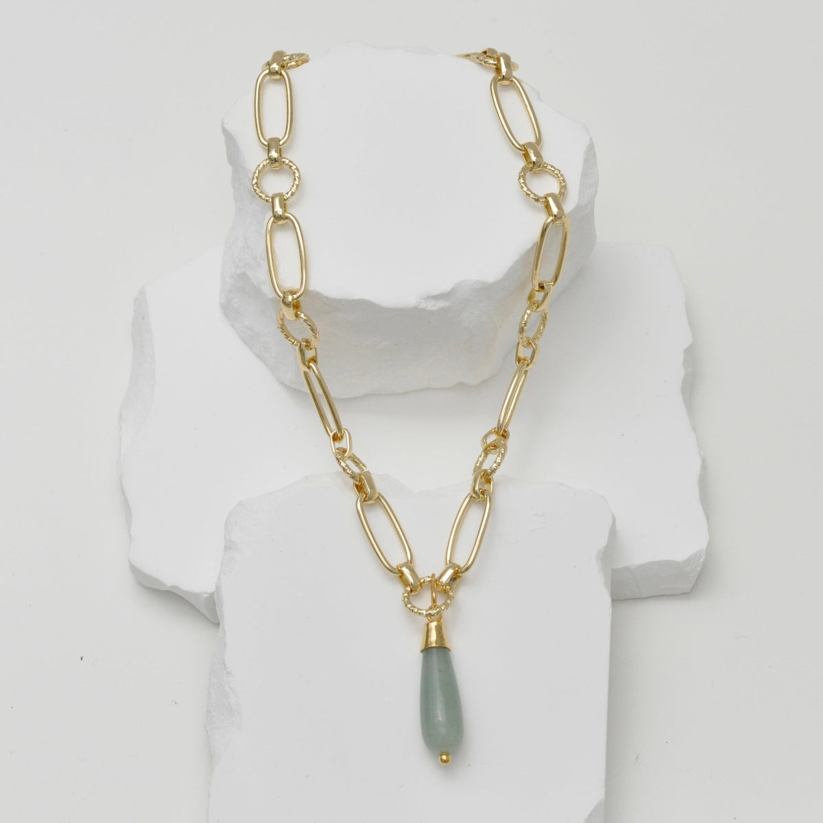 Collar Gota de Piedra