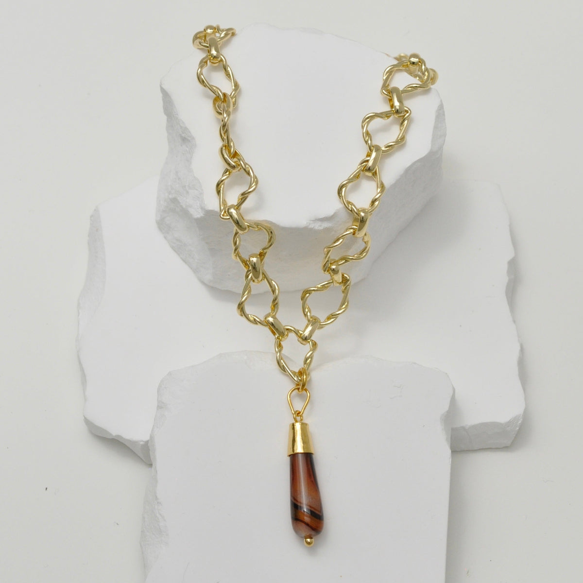 Collar Gota de Piedra