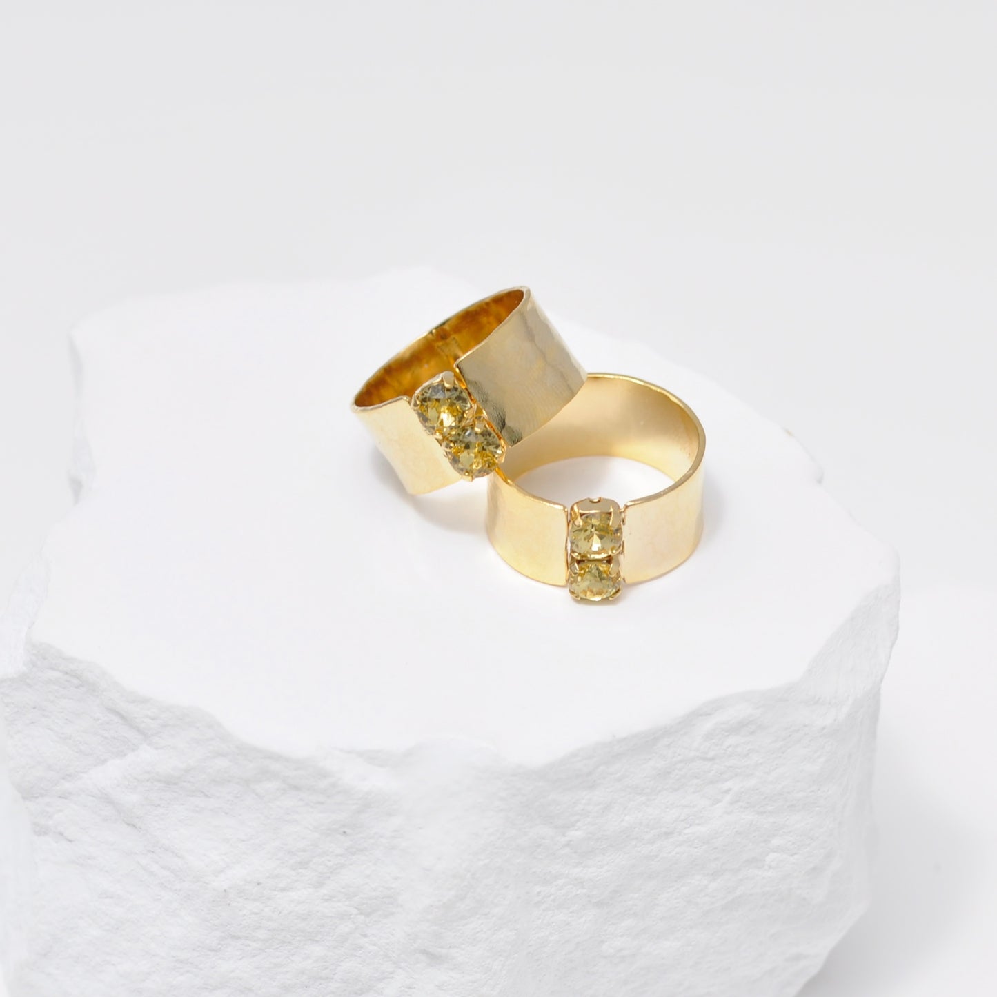 Anillo Duo de Cristales