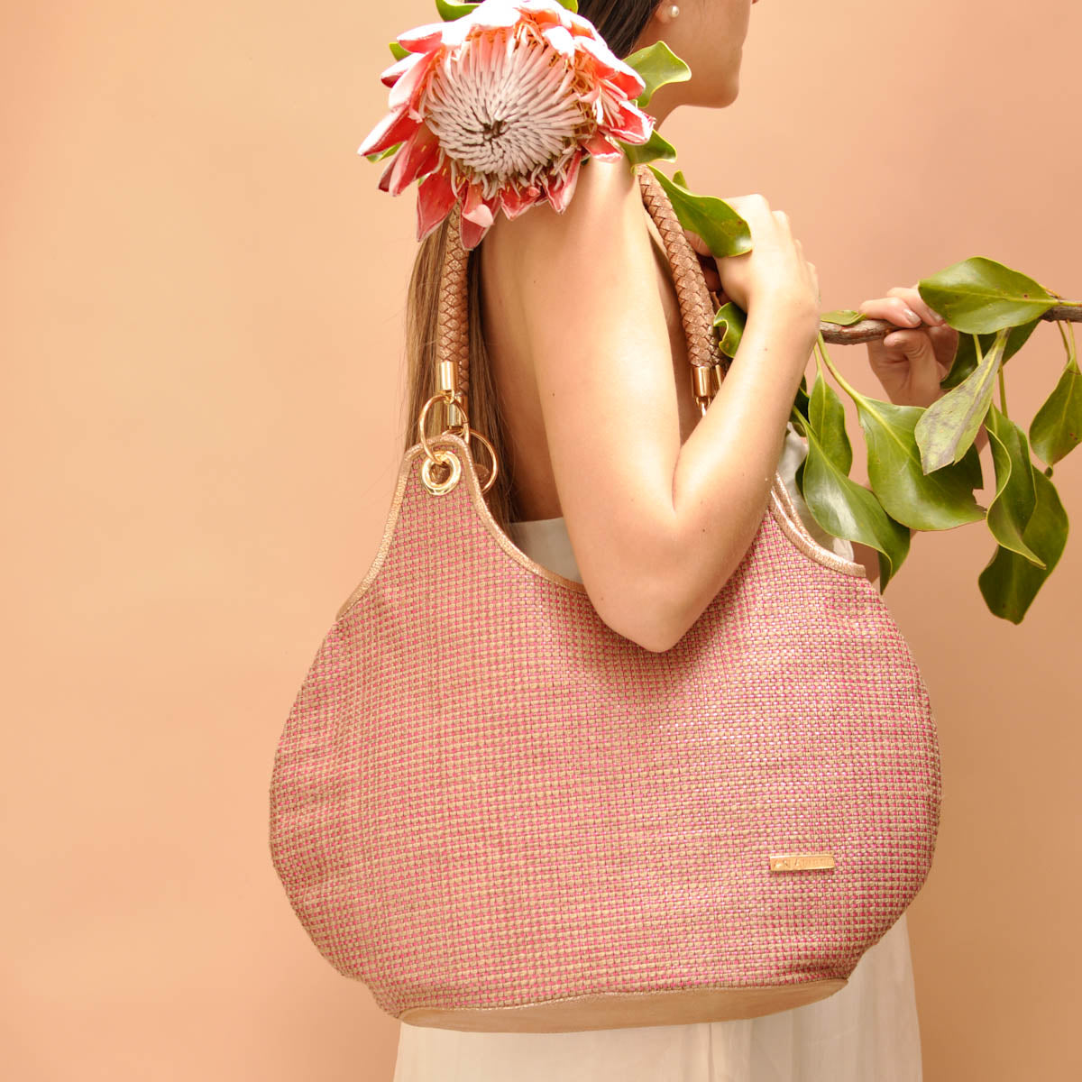 Bolso Round Jute Pink - Ana Lince Accesorios - Accesorios para Mujer - Atemporales & Sostenibles