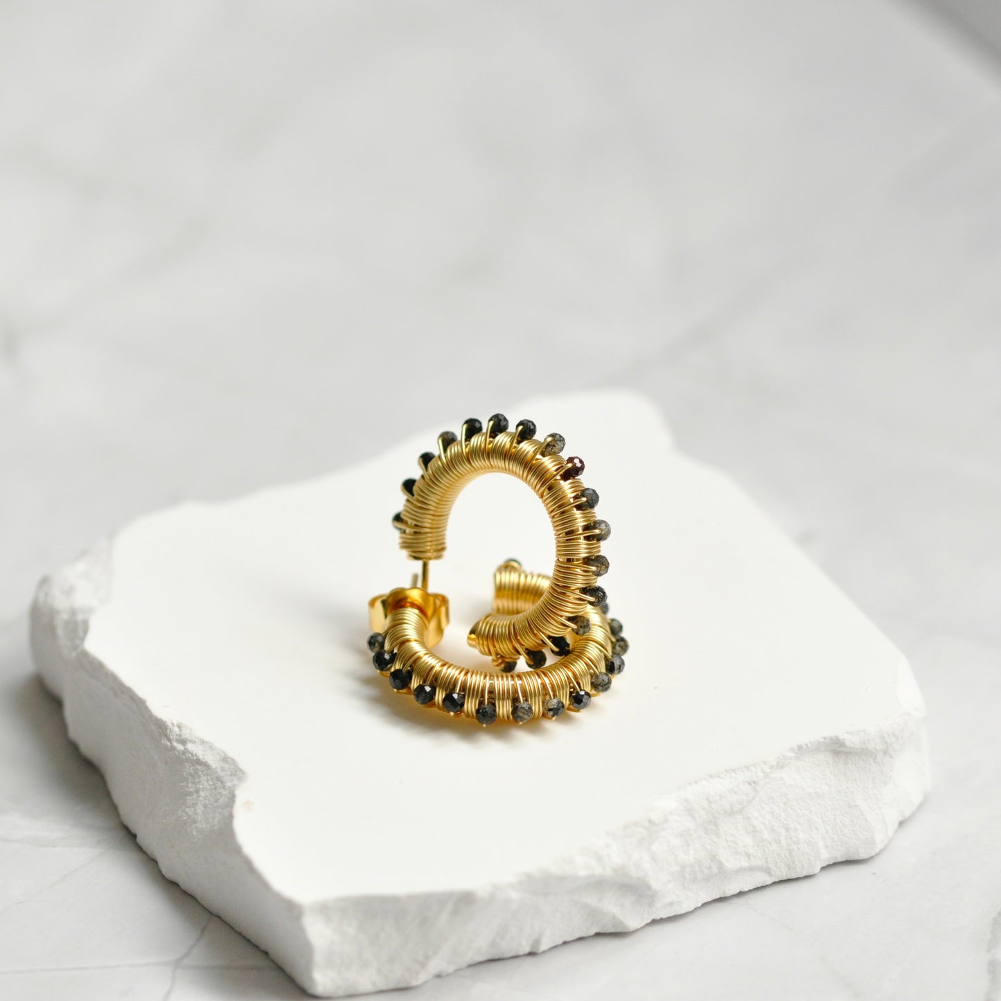 candongas stone hoops Small
