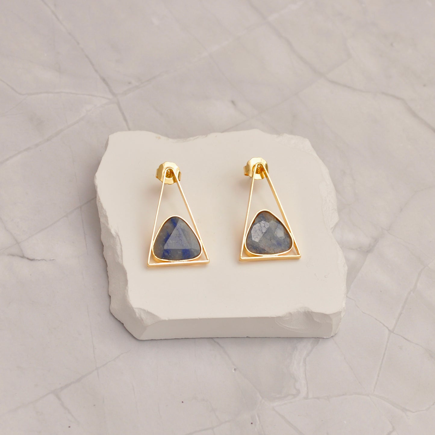 Aretes Aura Sodalita