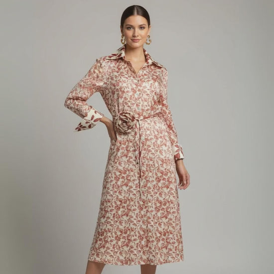 Vestido de seda beige con estampado floral y cinturón - Ana Lince
